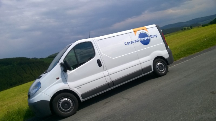 CaravanMoverShop 4WD Montage complete sur place en France Metropolitan. Par exemple sur votre maison