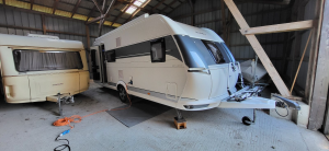 560 KMFE montage mover